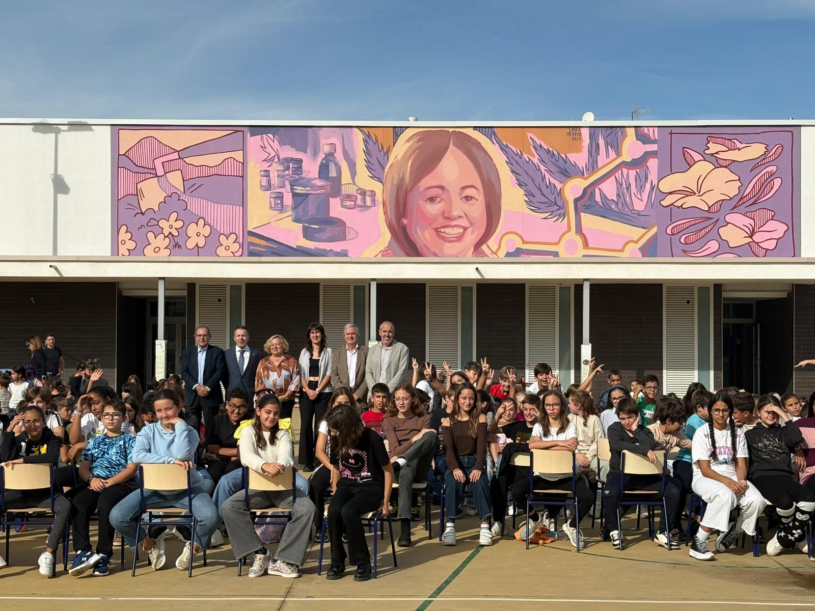 mural-Rosa-Menendez-escola
